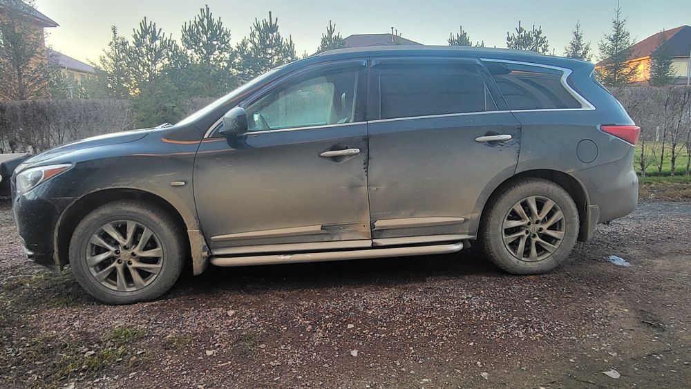 Infiniti QX60 2013 гв 3.5 бензин