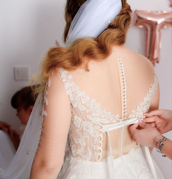 Vand rochie de mireasa