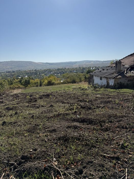 Pers fizica vand TEREN 1900mp in Comarna, dupa Tomesti, 17km de iasi, curent si asfalt