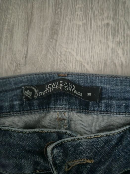 Blugi scurti de dama LCW jeans marimea 30