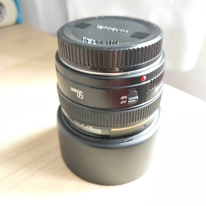 Canon EF 50mm f/1.4 USM