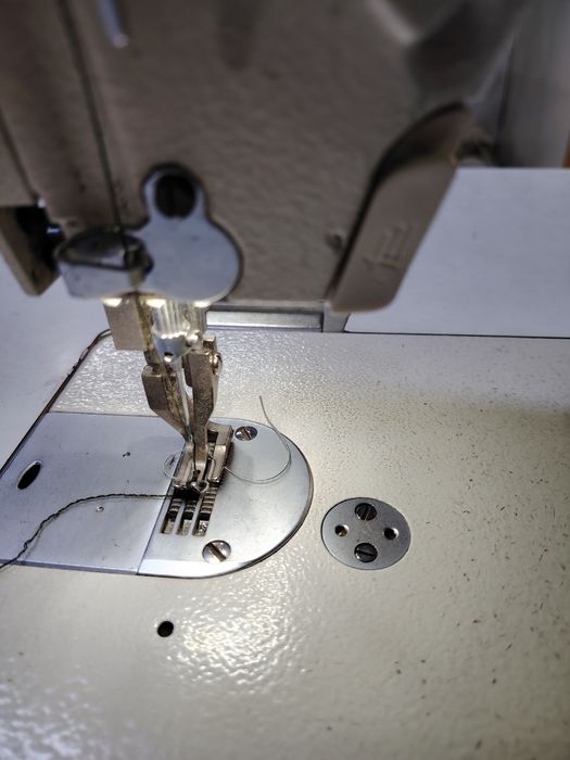 Продам швейную машинку шагайку