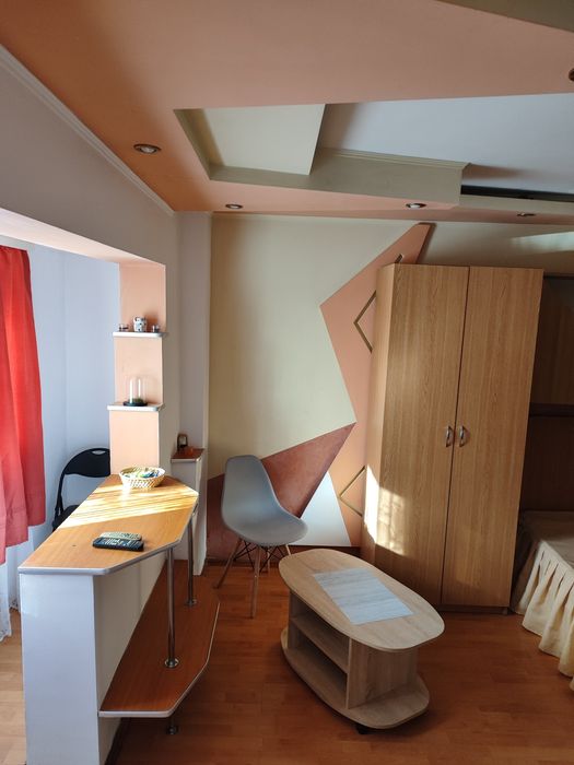 Garsoniera de închiriat