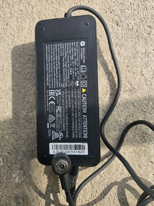 Incarcatoare 42v  .Xiaomi trotineta electrica