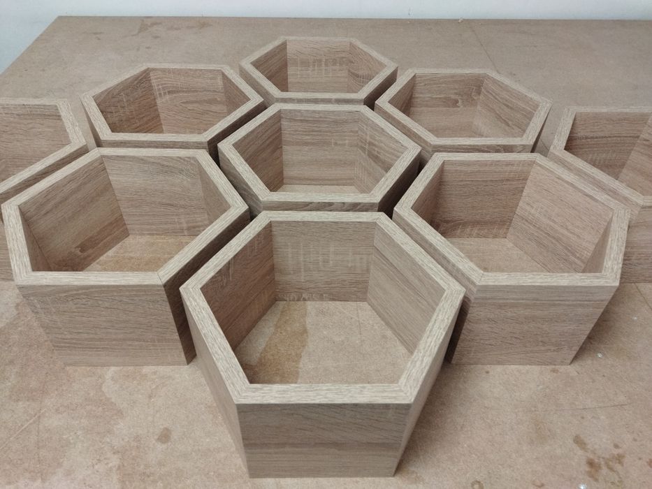 Етажерка пчелна пита ,шестоъгълник ,полица,рафт ,библиотека ,