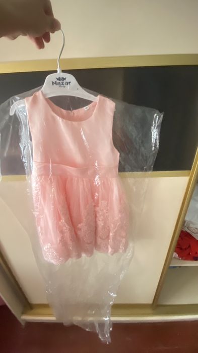 Продам платье для девочки