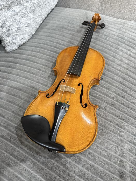 Vioara clasica 4/4 facuta de lutier in Budapesta