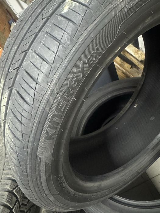 Продам летние резины.