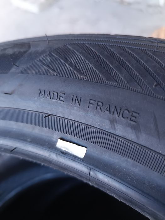 Нови летни гуми Good Year 245/4519цола