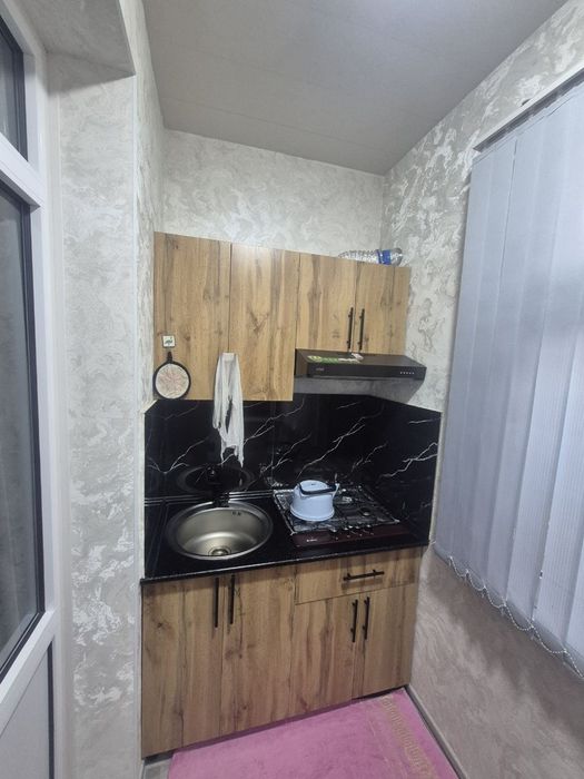 1 xona 2 xonali qilingan uy narxi kelishiladi