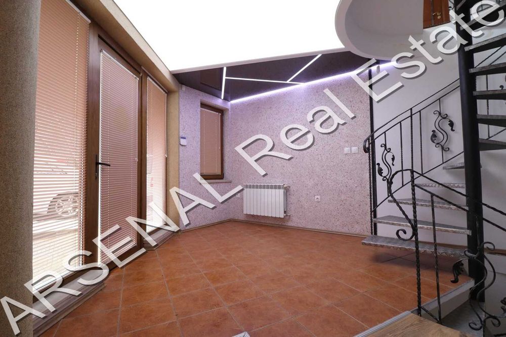 Дава се под наем Офис в София, Лозенец - 135 кв.м за 900 € - Снимка #7