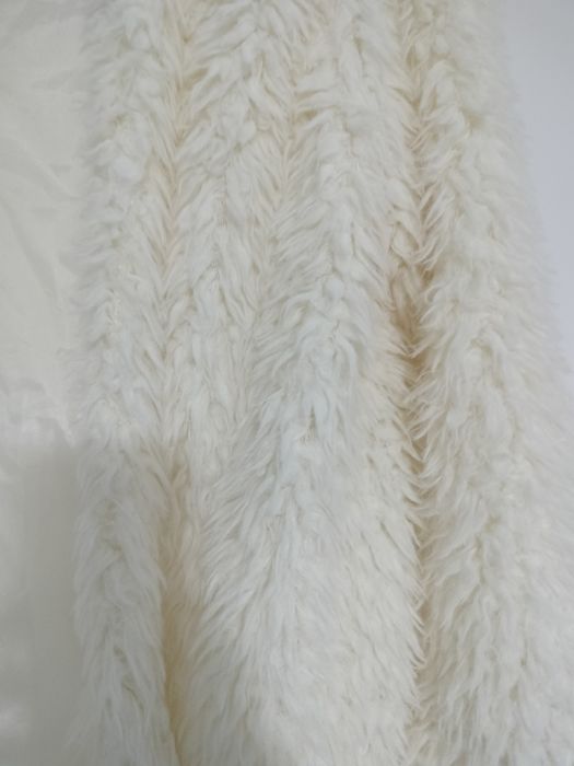 Blanita foarte ușoară fluffy