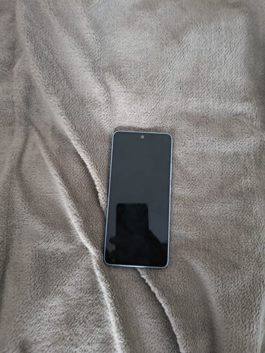 Продам redmi note 13 срочно денги нужны