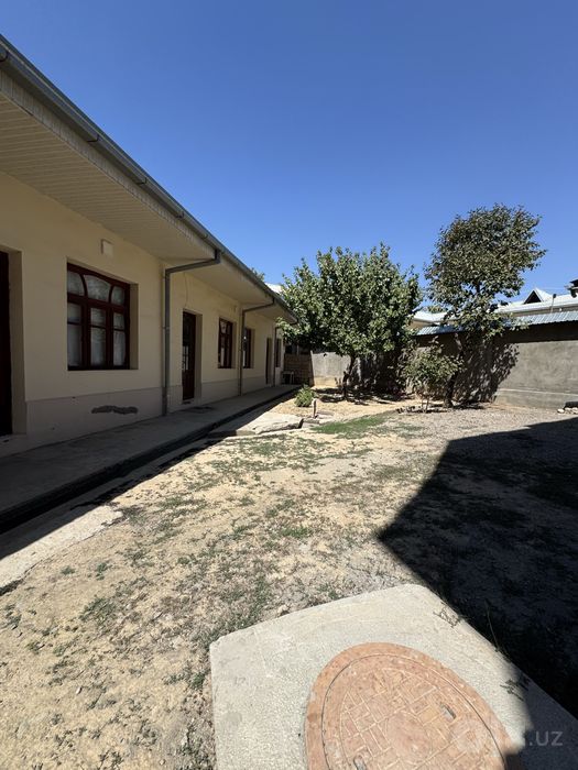 1 etajli hovli sotiladi 2.7sotok 3 xona Hasanbay
