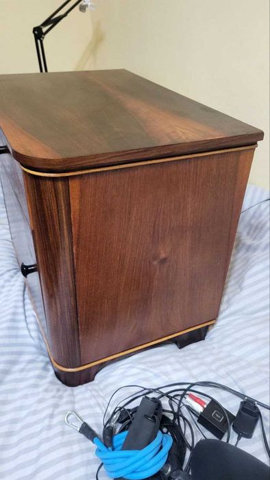 Тумбочки из шпона - Германия после реставрации