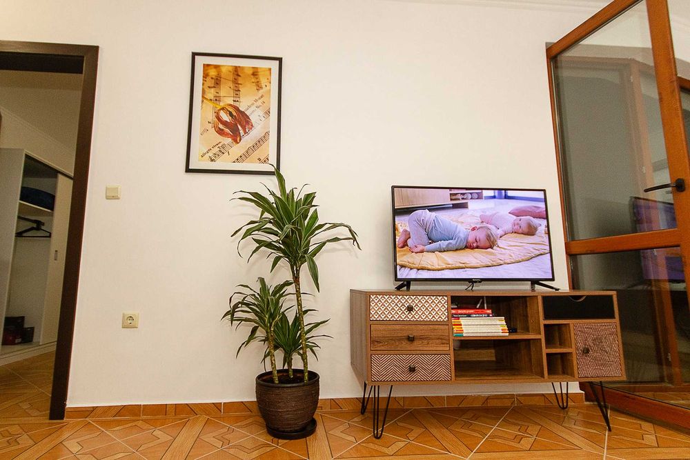 Дава се под наем Двустаен апартамент в Ахелой - 55 кв.м за 51 € - Снимка #4