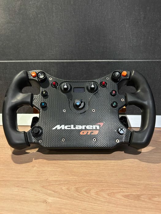 Fanatec GT DD Pro 8Nm si volan McLaren GT3 V2