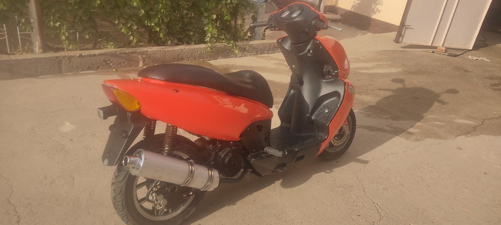 Продам гибридный Скутер