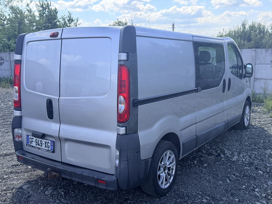 OPEL Vivaro 2011 — imagine 5