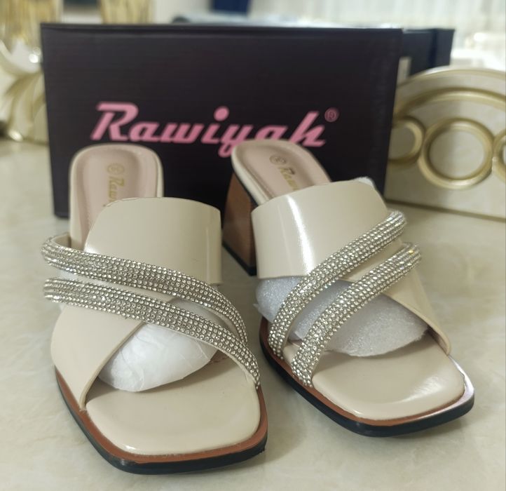 Женские тапочки 36 размер