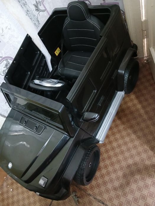 Продам детскую машинку