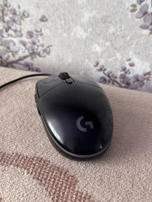 Мышка Logitech g102
