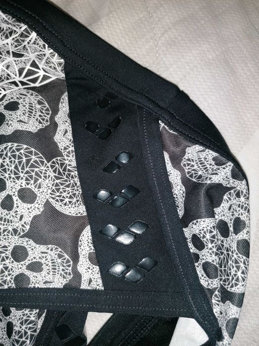 Тренировъчни бански Arena/Mad wave