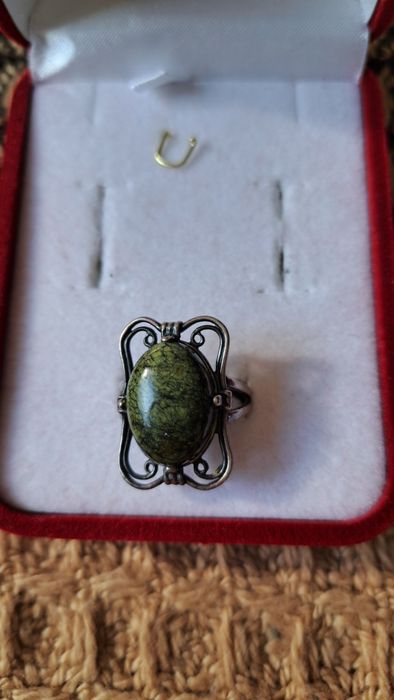 Серебрянные наборы серьги, кольцо,