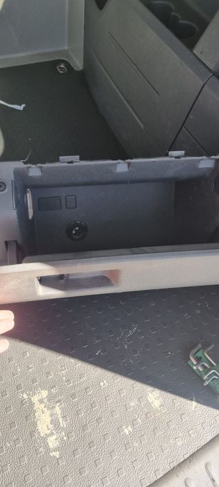 Жабка за VW CADDY 2011-2016