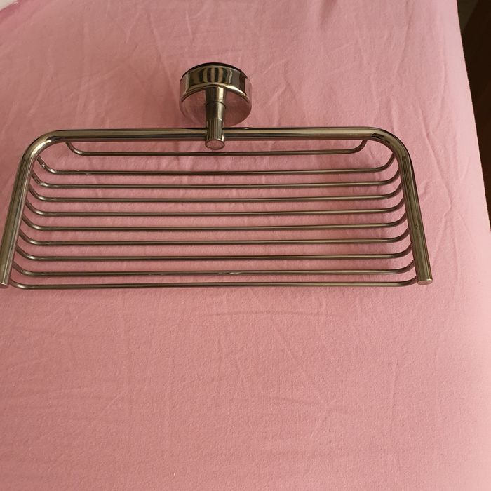 Поставка, аксесоар за банята