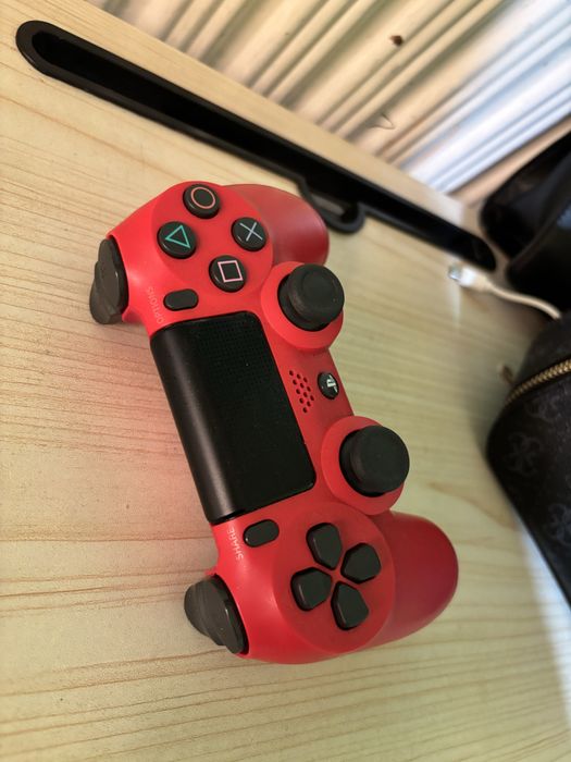 Джойстик за плейстейшън