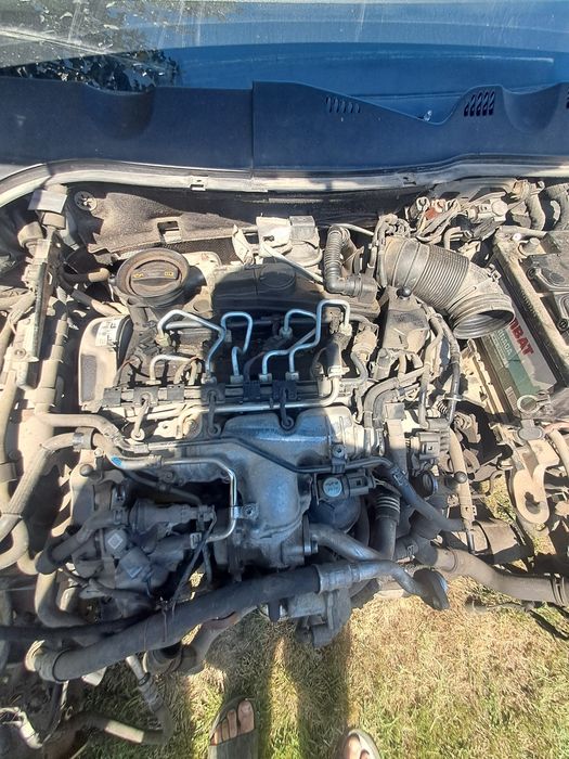 Passat b6 se dezmembrează sau se vinde întreaga