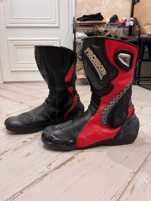 Байкерские ботинки