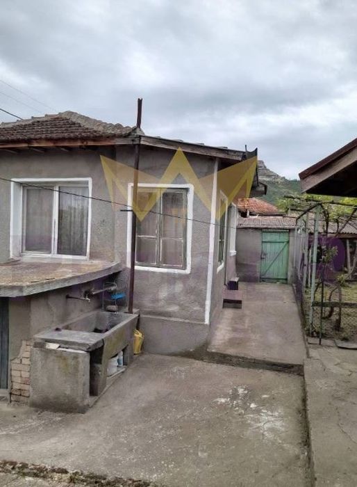 Къща в Варна, област-с.Разделна