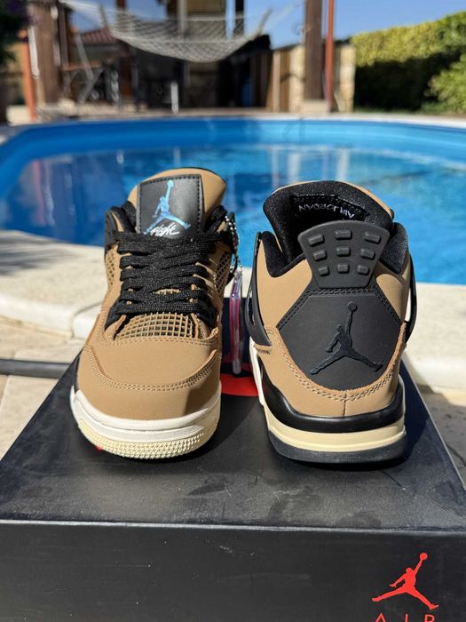 Jordan 4 Fossil Кецове 37.5 EUR + Кутия Нови