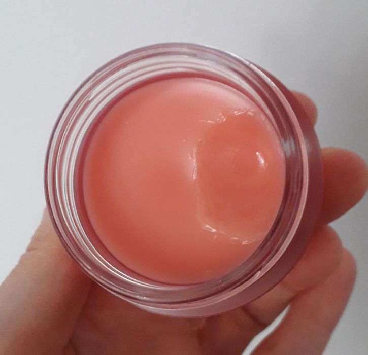 Laneige masca de buze