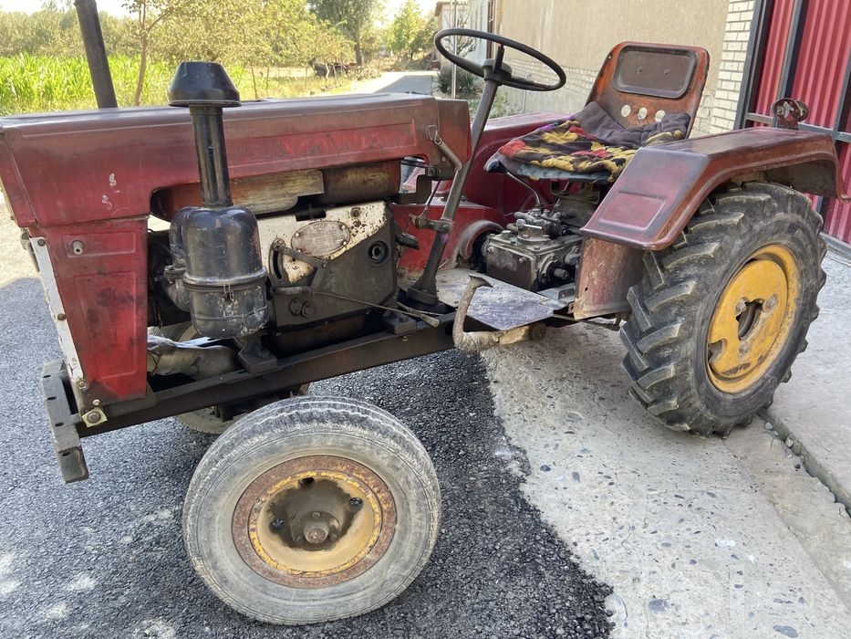 Dustlik Traktor