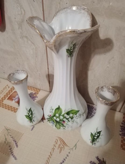 Vaze din porțelan/ceramică