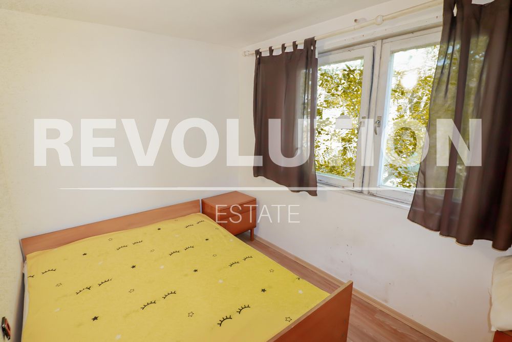 Етаж от къща  в гр.Варна, Бриз!