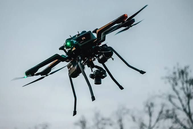 Drone FPV și profesionale la comandă | Proiectare 3D | Construcție UAV
