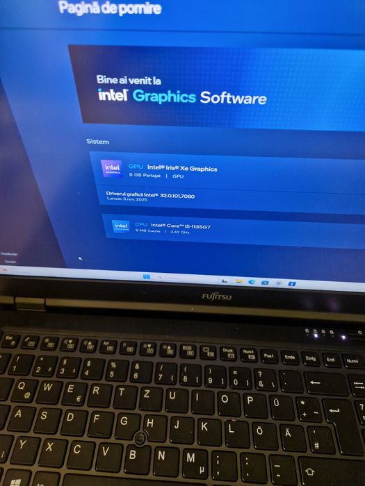 Laptop Fujitsu Life book  i5 gen 11