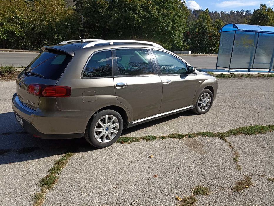 Fiat Croma 1.8L 5MT FWD