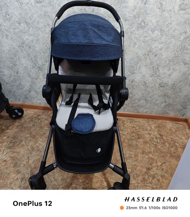 Коляска прогулочная