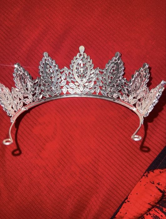 Свадебная корона с камнями Swarovski