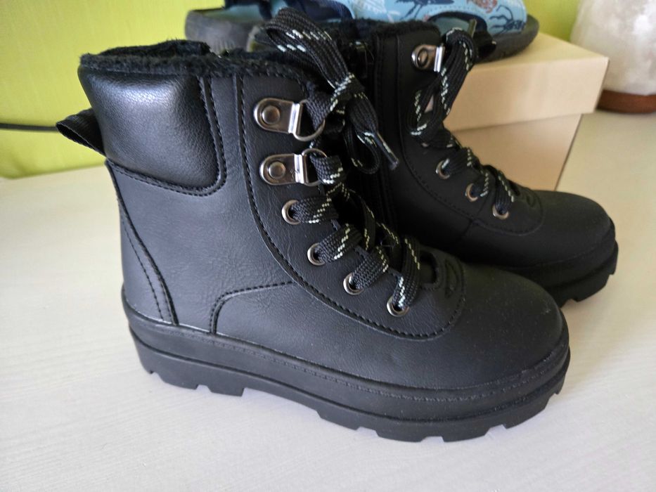 Боти  Н&М + подарък сандали