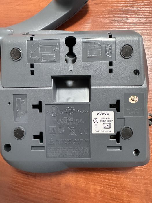 Продам телефон для АТС AVAYA 2402D01B