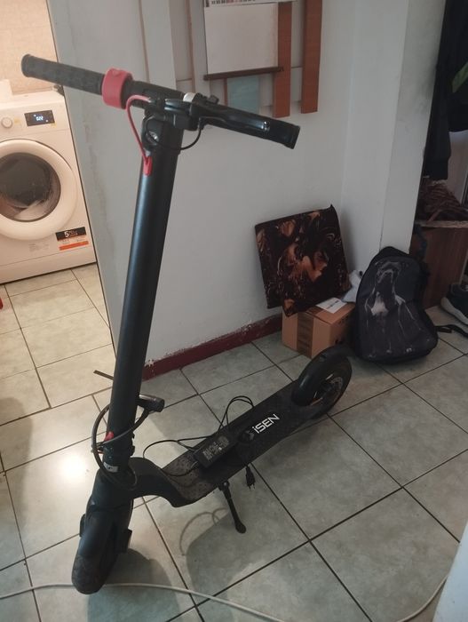 Vând trotineta isen 7 pro