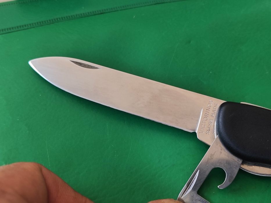 джобен нож Victorinox - Picknicker с калъф