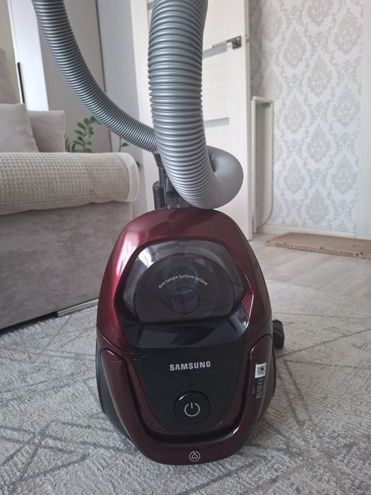 Продам пылесос Samsung