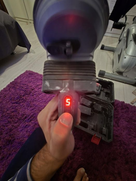 Ventuza vibranta pentru gresie